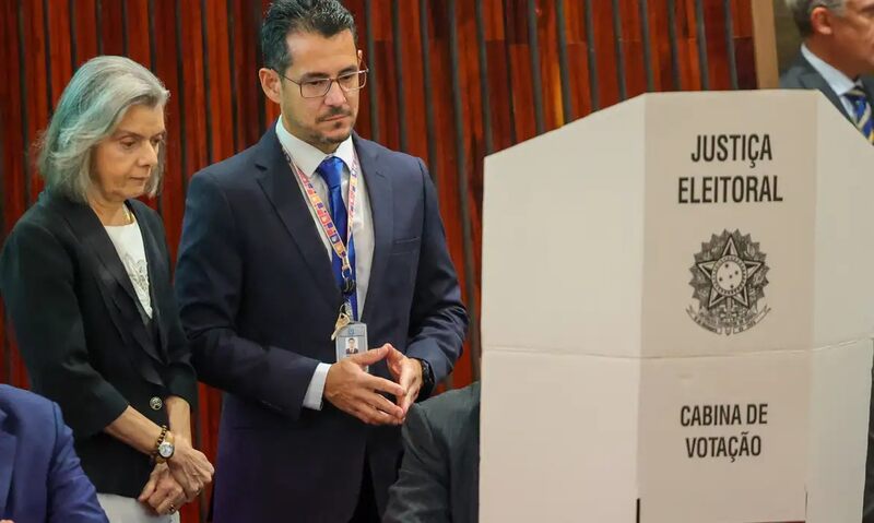 https://www.auonline.com.br/upload/noticias/2024/09/md_0ebb33b8e022b32821ac9fe63dba6dde.jpg
