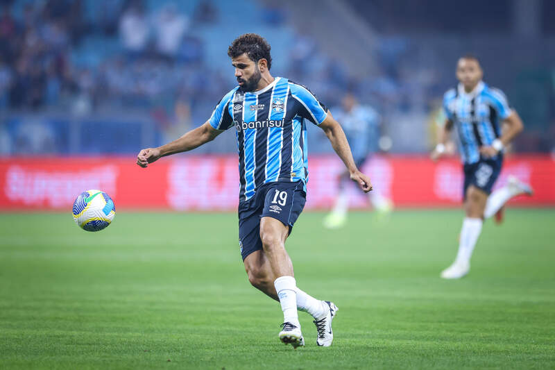 https://www.auonline.com.br/upload/noticias/2024/11/md_7e46fa30d37e48207456a6798cb9cba0.jpg