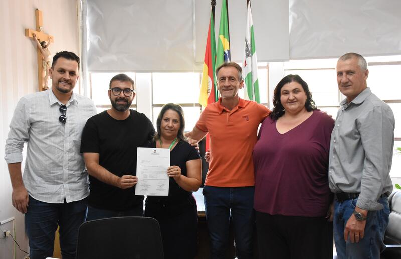 https://www.auonline.com.br/upload/noticias/2024/12/md_e9730dd589ff977b676190c2ef343fdb.jpg