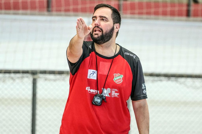 https://www.auonline.com.br/upload/noticias/2025/02/md_44dd880d006fc9001aa6896628903db0.jpg