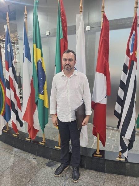 https://www.auonline.com.br/upload/noticias/2025/02/md_741ba5eee6f0a36b839cd6b785156112.jpg