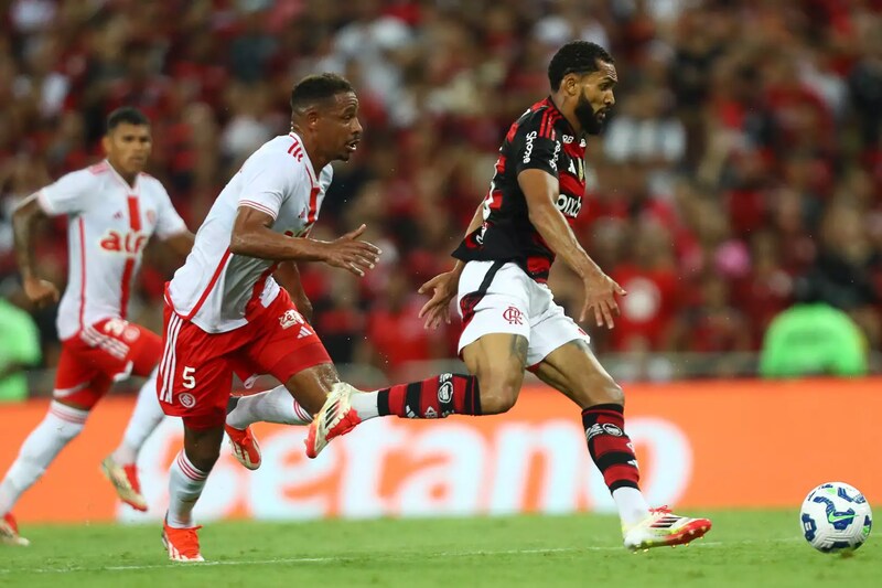 https://www.auonline.com.br/upload/noticias/2025/03/md_0c165444378b4bc02194b8fcab1c3be5.jpg