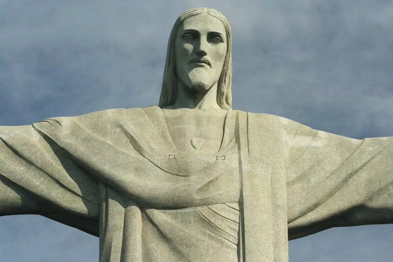 Gaúcho passa mal e morre nas escadarias do Cristo Redentor, no Rio de Janeiro