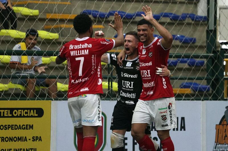Atlântico vai à semifinais da Super Copa Gramado de Futsal