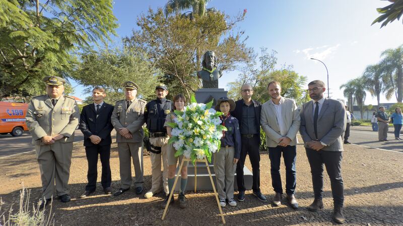Homenagem à Tiradentes - patrono das Polícias Militar e Civil aconteceu nesta quinta em Erechim