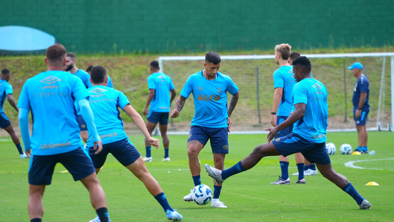 Grêmio enfrenta o CSA em Alagoas