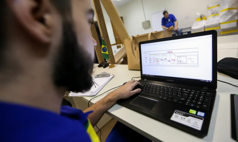 https://www.auonline.com.br/upload/noticias/2025/04/md_f916a34796da209a55949cf1480784f2.jpg