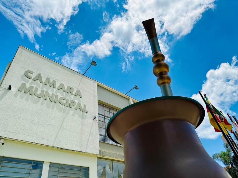 https://www.auonline.com.br/upload/noticias/2025/05/md_422e6dc95e6290f6d7b74bff79f65327.jpg