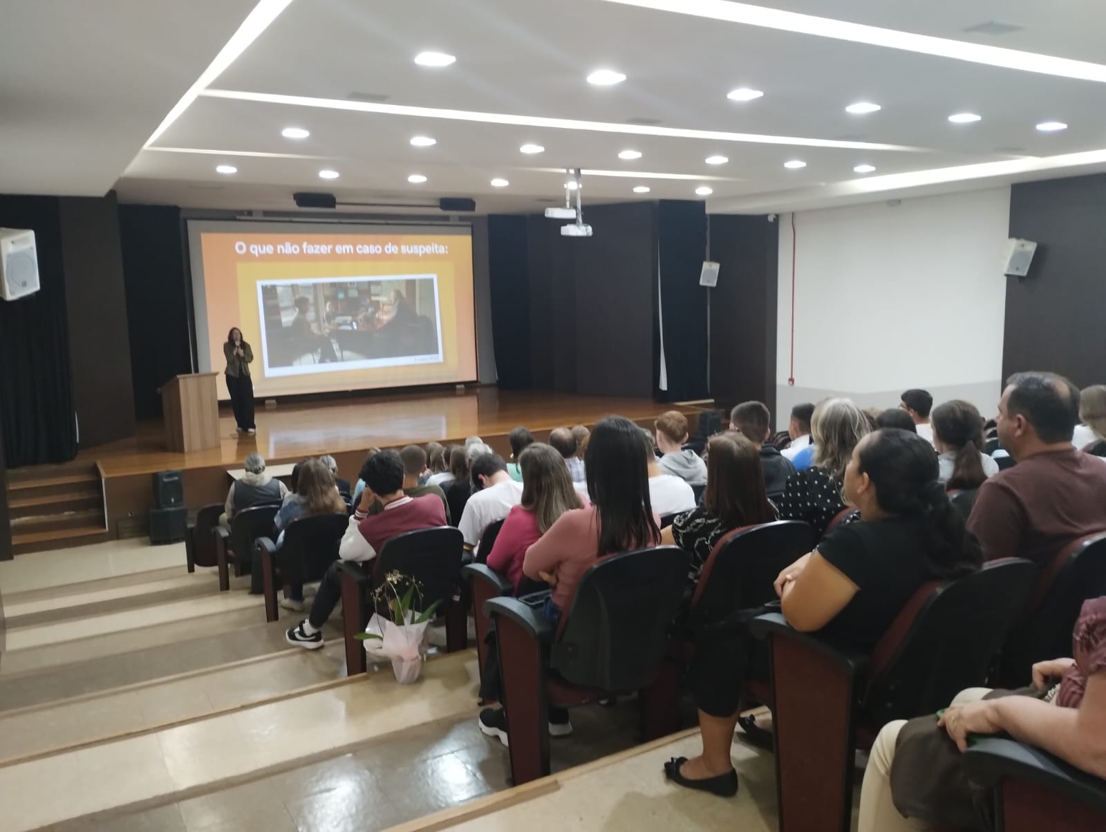 https://www.auonline.com.br/upload/noticias/2025/05/md_44300a8fc90ed1c5cf516c427042692c.jpg
