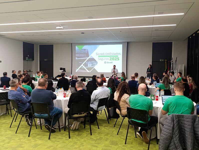 Sicredi UniEstados destaca importância dos seguros em evento sobre proteção financeira