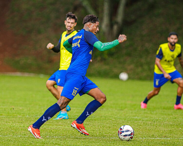 Ypiranga enfrenta o Anápolis em Goiás