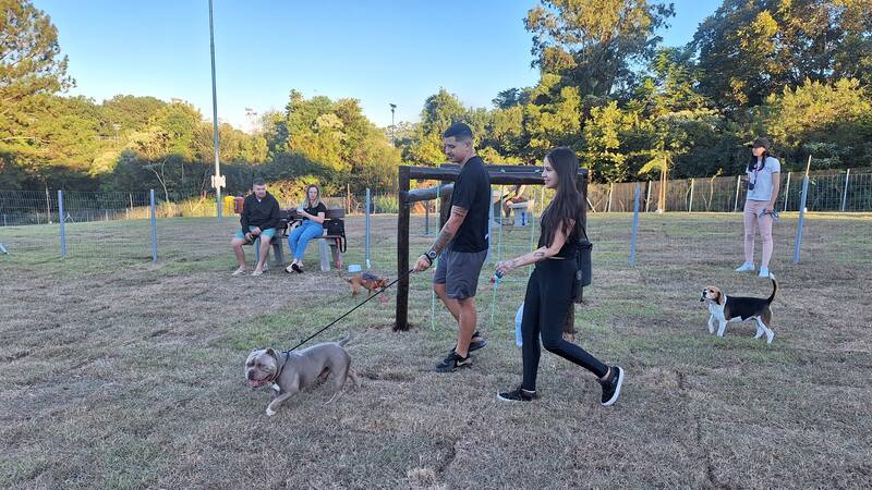 No primeiro fim de semana de funcionamento, Parque Pet teve visitação de centenas de pessoas e animais