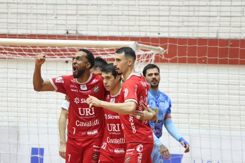 Atlântico goleia o Vélez e mantém 100% na LNF