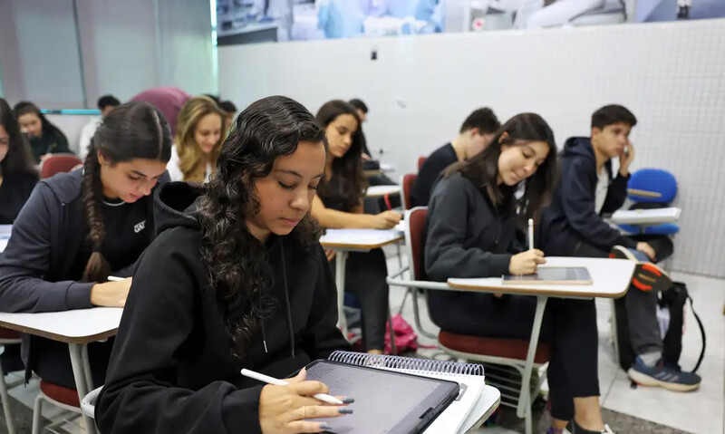 Enem 2025: saiba critérios para pedir isenção da taxa de inscrição