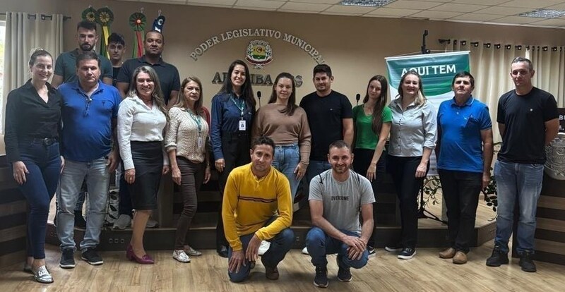 https://www.auonline.com.br/upload/noticias/2025/06/md_2d37cdedb660d44fdce18946843208b7.jpg
