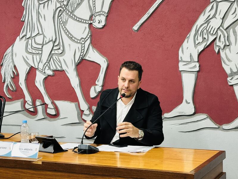 https://www.auonline.com.br/upload/noticias/2025/06/md_4e50f769e1cd68e131feaf9ff073d47b.jpg