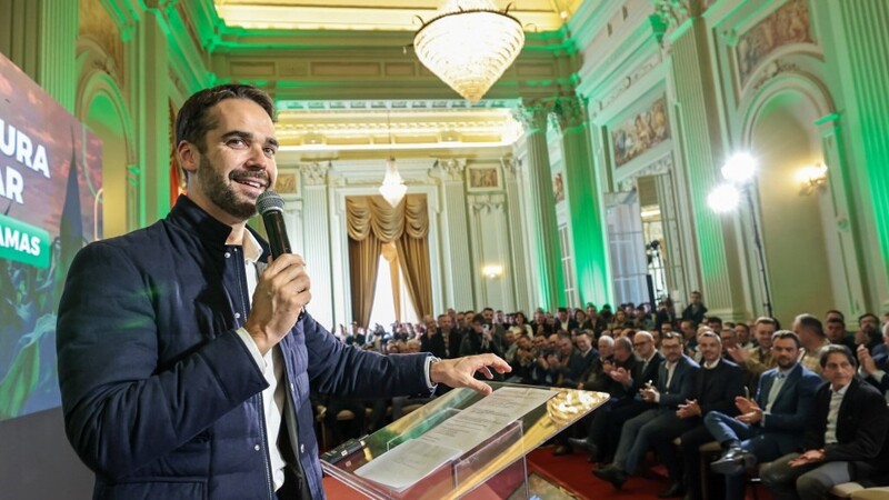 https://www.auonline.com.br/upload/noticias/2025/06/md_edac0649efdb4517f8ee42cd4f41beae.jpg