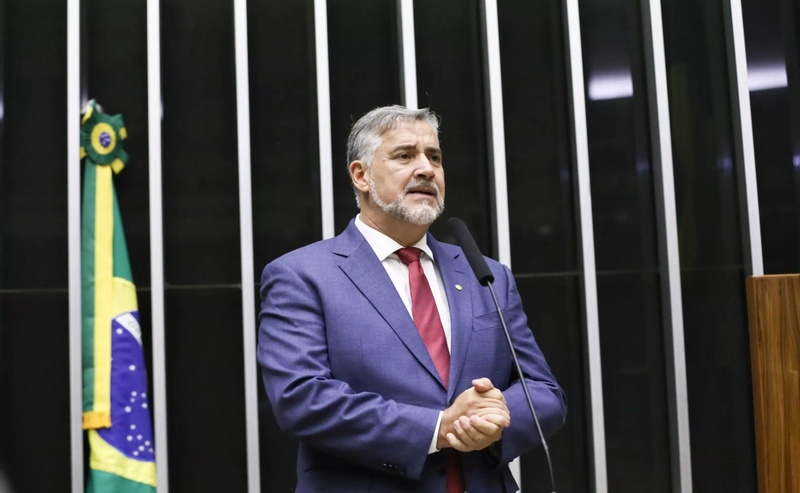 https://www.auonline.com.br/upload/noticias/2025/06/md_f3f3f32a7e6672e7a4001c4ac01eed49.jpg