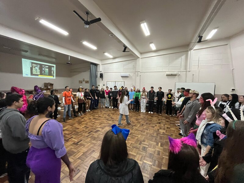Curso de Fisioterapia da URI realiza ações com alunos do Mantovani