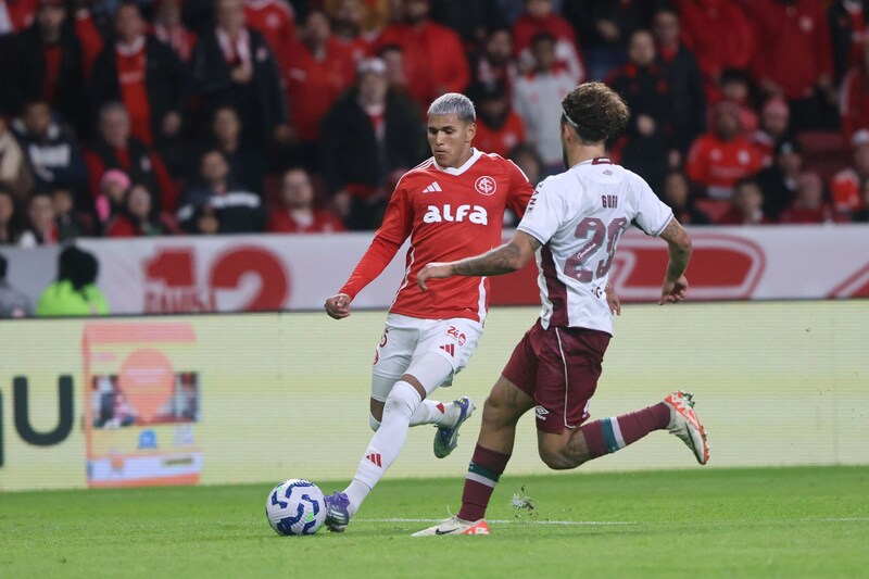Derrota no primeiro duelo das oitavas