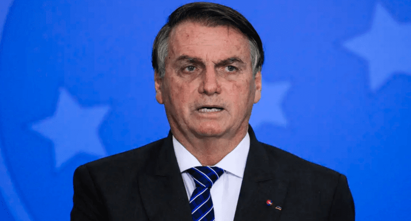 Bolsonaro é alvo de operação da PF e terá que usar tornozeleira eletrônica