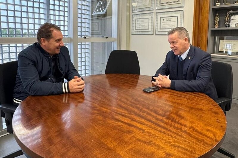 Prefeito de Erechim trata de concessões estratégicas no TCE-RS
