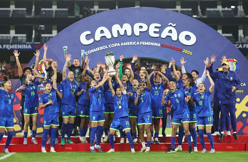 Brasil conquista a Copa América Feminina pela 9ª vez em final histórica contra a Colômbia