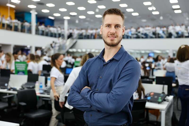 https://www.auonline.com.br/upload/noticias/2025/08/md_81236e0a15d3e7ab6b3cdce32e2f8aa0.jpg