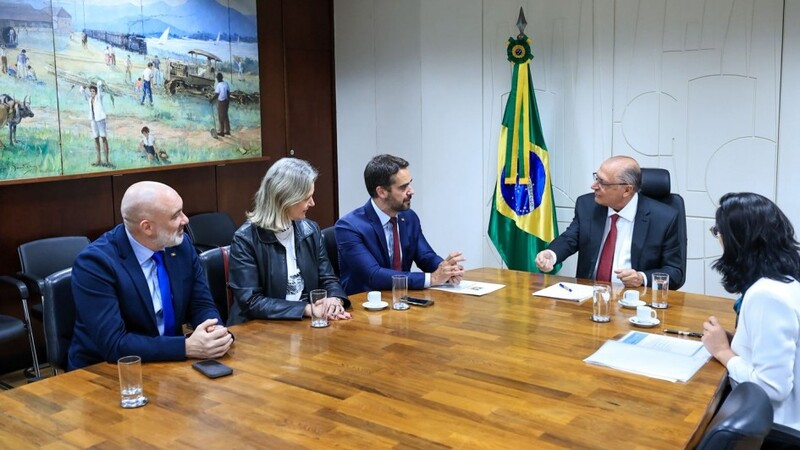 https://www.auonline.com.br/upload/noticias/2025/08/md_8580a35c4c7b7217fb0f06ebde7029b8.jpg