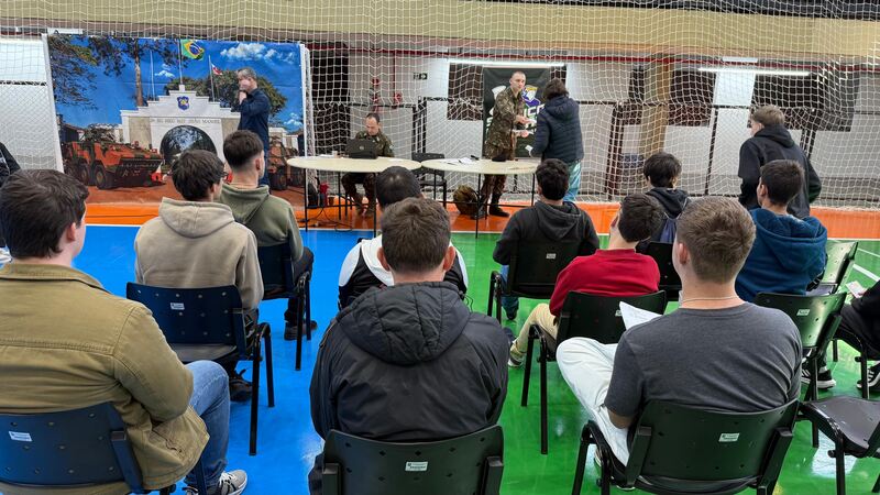 Inspeção de Saúde para jovens alistados está ocorrendo no Ginásio Renan Carlos Agnolin