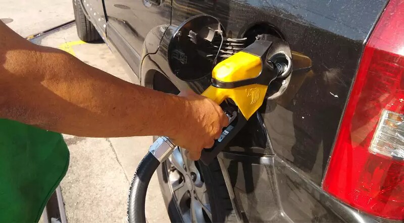 Entra em vigor nova regra que eleva mistura de etanol na gasolina para 30% e biodiesel no diesel para 15%