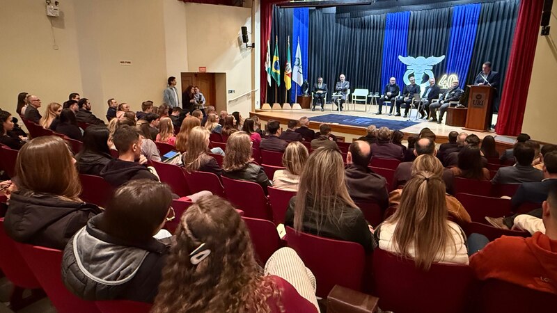 https://www.auonline.com.br/upload/noticias/2025/09/md_56b4063e0d77abb0d92e59a14c76a9dc.jpg