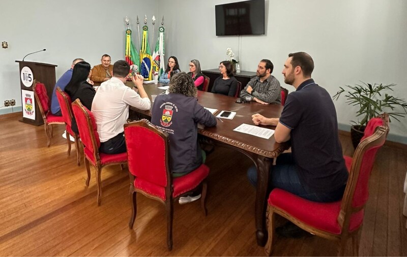 https://www.auonline.com.br/upload/noticias/2025/09/md_67abc11862405fe19217f256b6712995.jpg