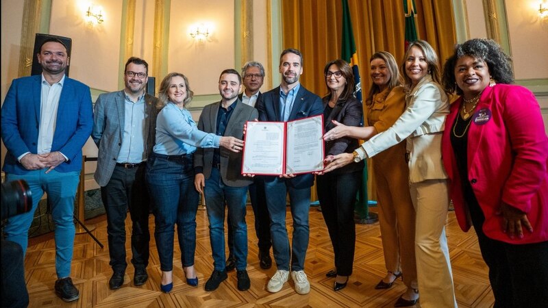https://www.auonline.com.br/upload/noticias/2025/09/md_831cb6e10d60a1d609ded1c1bdb6f768.jpg