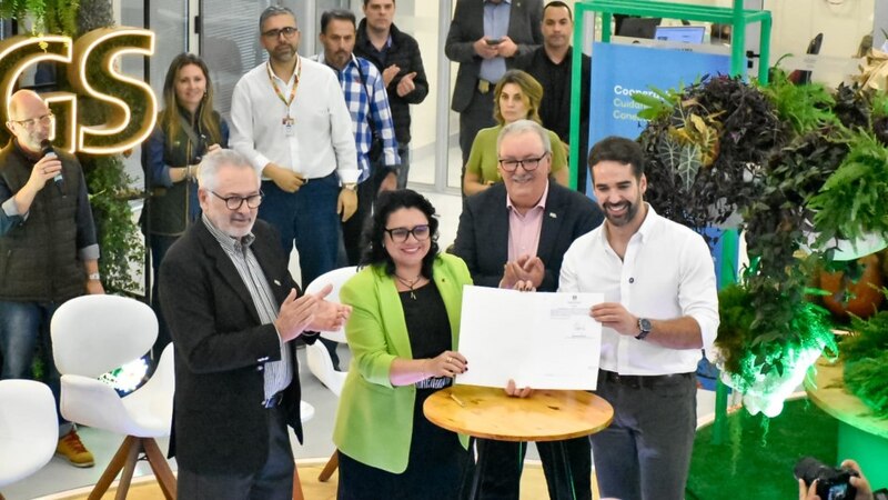 https://www.auonline.com.br/upload/noticias/2025/09/md_c4d8979ddb42654eeb4c965bd3709f66.jpg