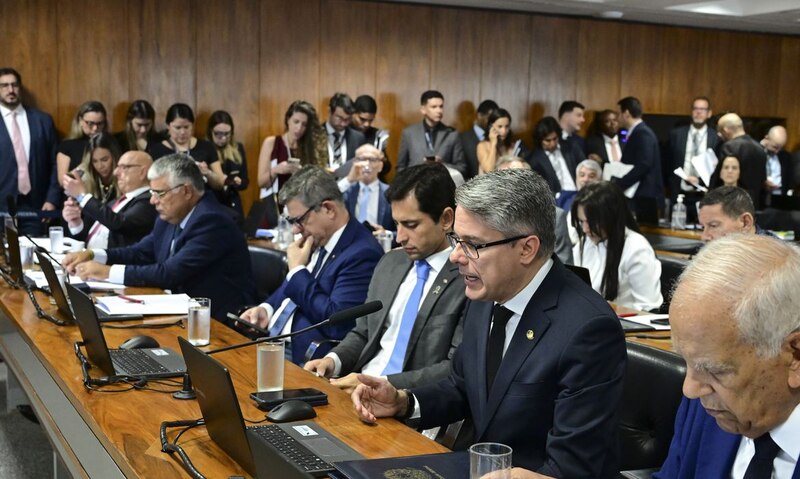 https://www.auonline.com.br/upload/noticias/2025/09/md_d83933fed7f419650f46b6c8d1afd3c7.jpg