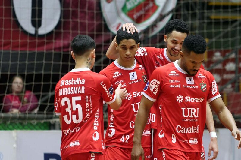 Atlântico goleia Figueira e vai às quartas do Gaúcho Série Ouro