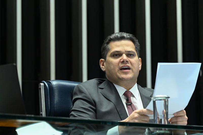 Alcolumbre anuncia instalação da CPI do Crime Organizado no Senado