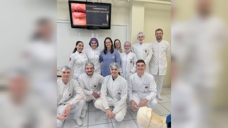 Curso de Odontologia da URI reforça a importância da avaliação salivar