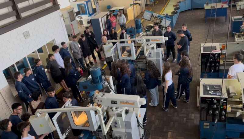 Estudantes concluintes do Ensino Fundamental conhecem Cursos Técnicos do Colégio Haidée