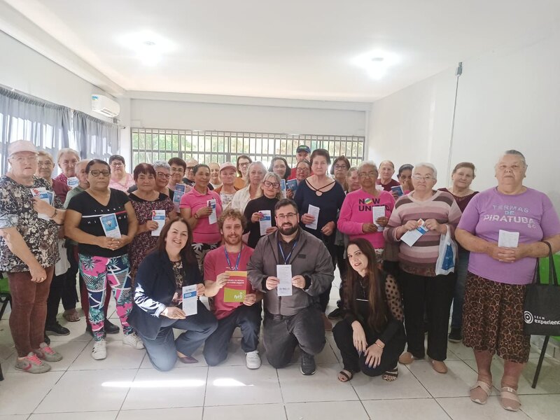 Procon realiza palestra com idosos do Programa 60+ sobre direitos do consumidor e prevenção a golpes