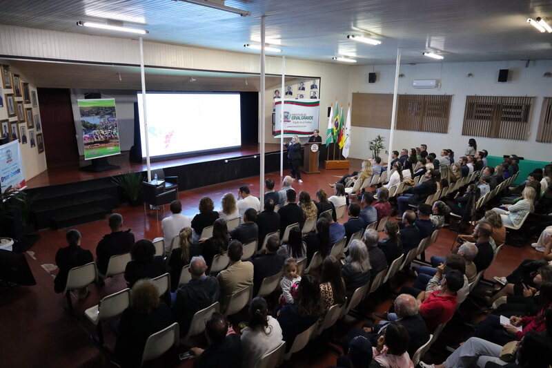 https://www.auonline.com.br/upload/noticias/2025/10/md_8a9110c4b3c06aa9c169eeafe202d0d3.jpg
