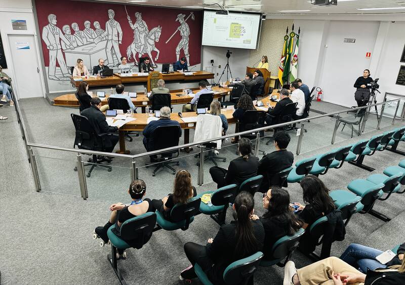 Frente Parlamentar da Educação reforça compromisso com a segurança de alunos e comunidade escolar