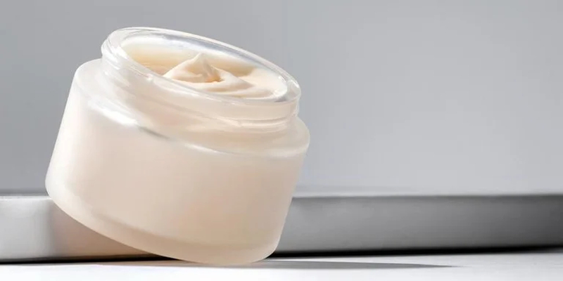 Anvisa determina recolhimento de 78 cosméticos irregulares