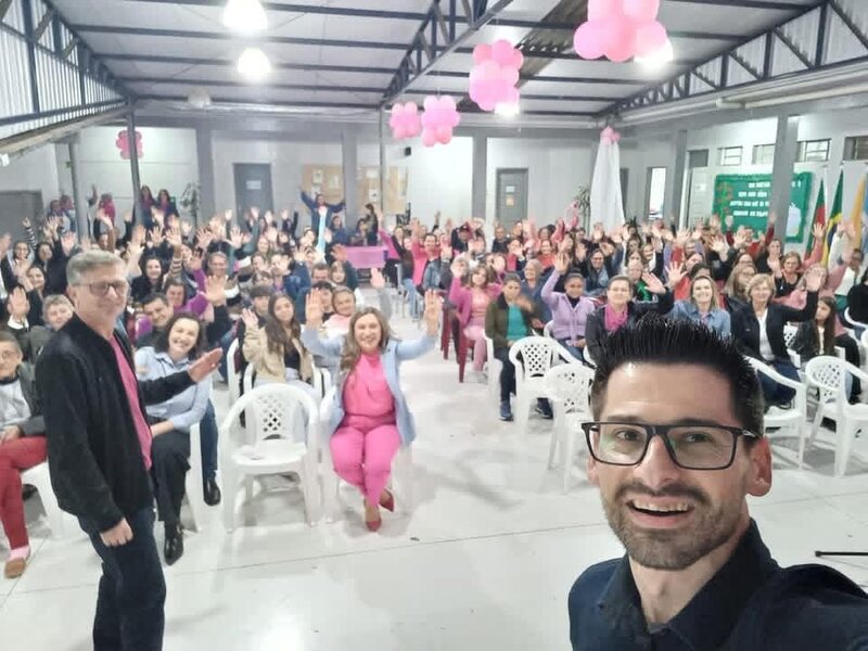 Palestra em Paulo Bento reforça a importância do autocuidado e da prevenção ao câncer de mama