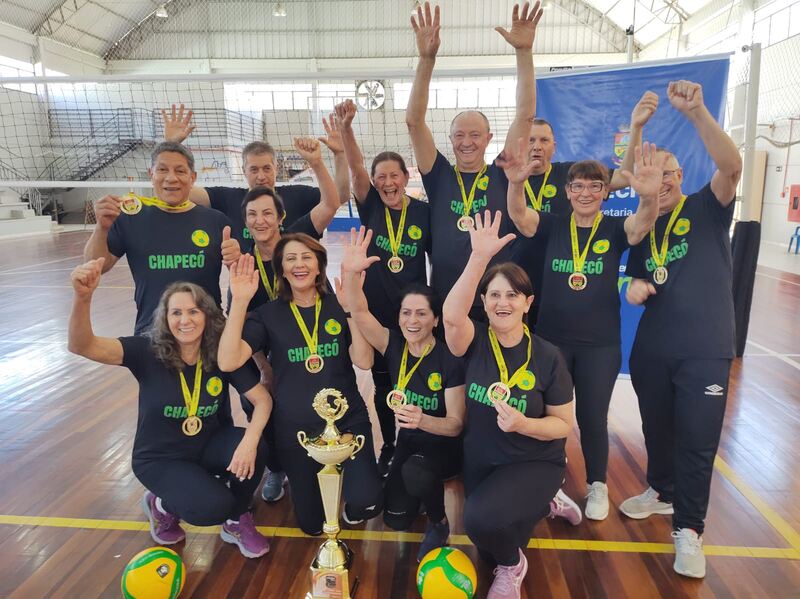 Torneio Erechim de Câmbio Misto reúne 16 equipes e promove integração entre gerações