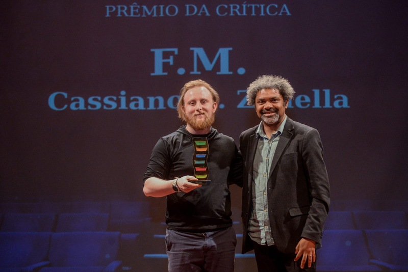 https://www.auonline.com.br/upload/noticias/2025/10/md_c6f82ff636c9ce0f04b367431c3e9117.jpg