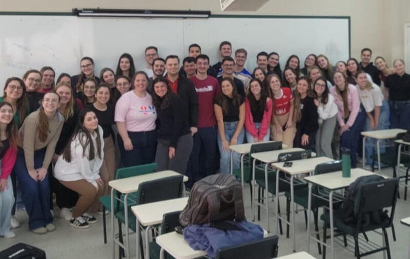 Palestra sobre saúde mental reforça importância do cuidado integral na formação médica