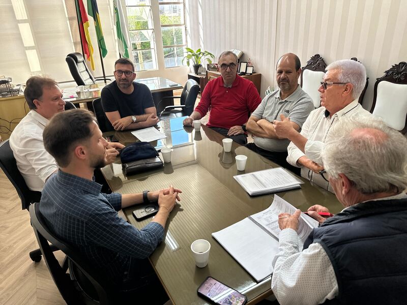 Presidente da Câmara recebe representantes do Programa Sentinela para tratar da ampliação do videomonitoramento em Erechim