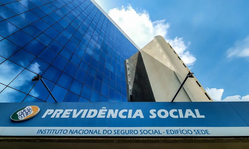 Governo prorroga até fevereiro de 2026 prazo para ressarcimento de descontos indevidos no INSS